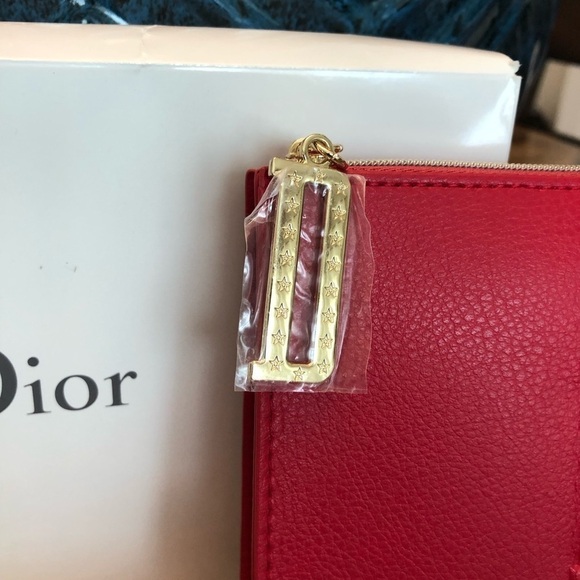 DIOR Cosmetic bag converted to crossbody BNWB, perfect brand new condition - Picture 4 of 14
